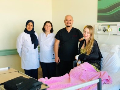 Sağlık Turizminde Isparta Şehir Hastanesinde İlk Tedavi Edilen Rus Hastadan Türkiye'ye Tam Not