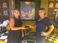 DEDEKTIF - Dedektif Gibi İz Sürdü, Yüklü Miktarda Parayı Sahibine Teslim Etti