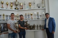 Denizlispor'un, İçine Çiçek Dikilen Kupaları Geri Getirildi