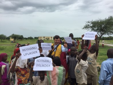 Reyhanlı İyilik Der Afrika'da Kurban Dağıttı