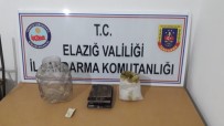 Elazığ'da 2 Şüpheli Toz Esrarla Yakalandı