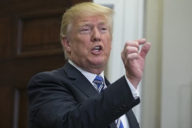 Trump'tan Google'a 'Yalan Haber' Suçlaması
