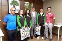 MİLLİ SPORCULAR - Belediye Başkanı Fadıloğlu Milli Sporcuları Ağırladı
