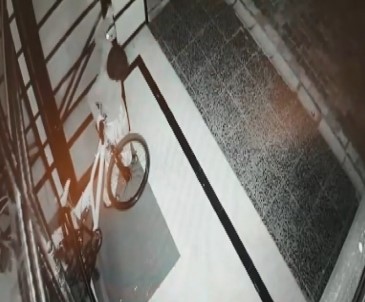 Bisiklet Hırsızları Kamerada