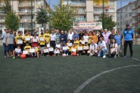 ESKİ FUTBOLCU - Geleceğin Efsaneleri Belgelerini Aldı