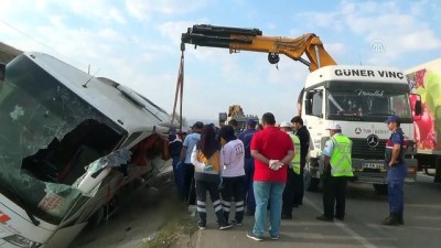 GÜNCELLEME - Amasya'da Yolcu Otobüsü Devrildi Açıklaması 1 Ölü, 14 Yaralı