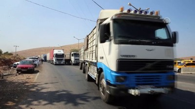 Hatay'da Sınırdaki Birliklere Beton Blok Sevkiyatı