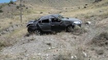 Kars'ta Otomobil Devrildi Açıklaması 5 Yaralı