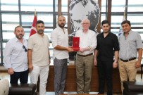 KAZıM KURT - Taraftarlardan Başkan Kzım Kurt'a Teşekkür Ziyareti