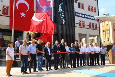 30 Ağustos Kutlamalarında Atatürk Heykelinin Açılışı Yapıldı