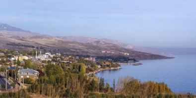 Ahlat'ta Cumhurbaşkanlığı Köşkü İçin Yer Tespiti Yapılıyor