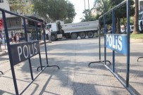 MAHMUT DEMIRTAŞ - Aşırı Sıcak Zafer Bayramı Törenine İlgiyi Azalttı