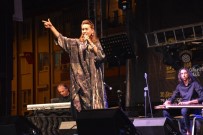 ESAT KABAKLı - Azerin Ve Esat Kabaklı'dan Muhteşem Konser