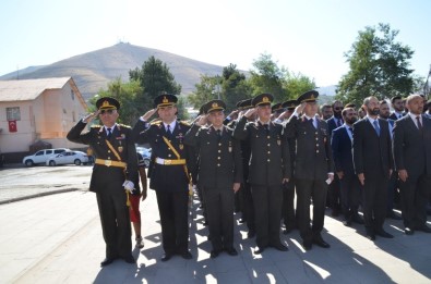 Bitlis'te 30 Ağustos Zafer Bayramı Kutlandı