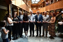 SANAT ESERİ - Bu Sergi Sizi Kendinizle Yüzleştiriyor