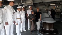GÖLCÜK DONANMA KOMUTANLIĞI - Büyük Zaferin 96. Yıldönümünde Donanma Komutanlığı Kapılarını Vatandaşlara Açtı
