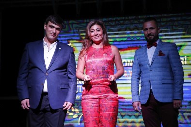 Büyükşehir'in Mola Evleri Projesi'ne Sosyal Duyarlılık Ödülü