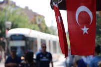 RESMİ TÖREN - Eskişehir Sokaklarında Bayrak Seli