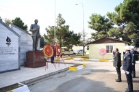 MEYDAN MUHAREBESİ - Kartepe'de Zafer Bayramı Coşkusu