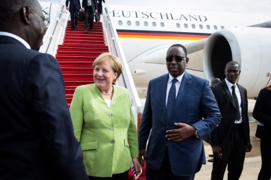 Merkel Açıklaması 'Avrupa'nın Geleceği İçin Afrika Çok Önemli'