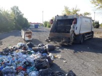 ÇEVRE KIRLILIĞI - Sorumsuzlar Kirletiyor Ergene Belediyesi Temizliyor