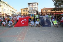 30 Ağustos Coşkusuna Pedallarda Eşlik Ettiler