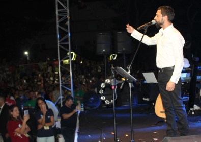 Alaşehir'de Üzüm Festivali Kortej Yürüyüşüyle Başladı