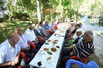 ORTAK AKIL - Başkan Çınar, Mahalle Sakinleriyle Bir Araya Geldi