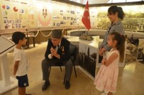 ŞEHİR MÜZESİ - Gaziler Savaş Anılarını Yaşayan Şehir Müzesinde Anlattı