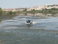MOGAN GÖLÜ - Gölbaşı Belediyesi Sineklerle Mücadeleye Devam Ediyor