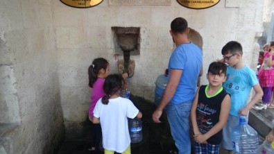 Kuraklığın Yaşandığı Kilis'te Vatandaşlar Çeşmelere Yöneldi