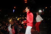 Sanatçılar Ramazan Çelik Ve Sevgi Petek'ten Konser