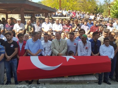 Trafik Kazasında Hayatını Kaybeden Uzman Erbaş Özgen Son Yolcuğuna Uğurlandı