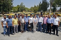 ESNAF ODASI - Başkan Pekdaş Taksicilerin Derdine Derman Oldu