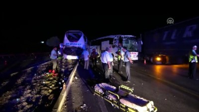 Çorum'da İki Otobüs Çarpıştı Açıklaması 13 Yaralı