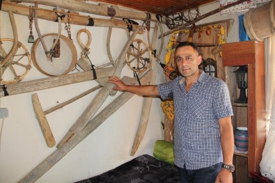 Dedesinin Emaneti Asırlık Malzemelerle Köy Evini Müzeye Dönüştürdü