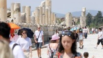 ANTİK ŞEHİR - Efes 8500 Yıllık Yolculuğa Çıkarıyor