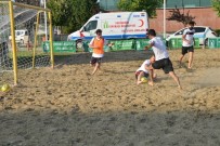 SÜTLÜCE - Eskişehir'de Plaj Futbolu Turnuvası Başladı