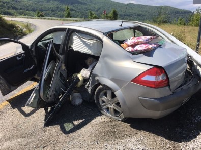 Kastamonu'da Trafik Kazası Açıklaması 1'İ Ağır 5 Yaralı