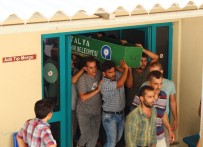 MEHMET ATAY - Suriyeli Çocuğu Ölüm Lokantada Yakaladı