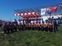 AHMET KARAKAYA - 32. Geleneksel Dağköy Yağlı Güreşleri'nde Başpehlivan Serhat Gökmen Oldu