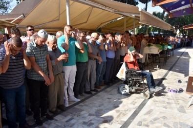 Birlikte Can Verdiler, Cenazelerinde Tabutları Yan Yanaydı