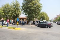 PAZARCI - Kaldırımda Yürürken Kazanın Ortasında Kalan Yaya Yaralandı