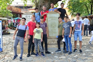 Yıldırım Belediyesi'nden Öğrencilere Tarihi Gezi