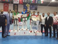 BEKIR KAYA - Zonguldaklı Sporcular Memleketlerine Ödüllerle Döndü