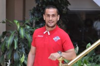 EMRE AKGÜN - Hekimoğlu Trabzon FK'nın Başarılı Savunma Oyuncusu Emre Akgün Şampiyonluk İçin İddialı Konuştu