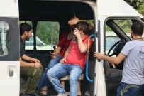 WHATSAPP - Kaçak Göçmen Sanıldılar Suriyeli İşçi Çıktılar