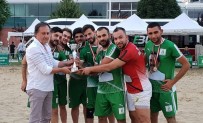 SÜTLÜCE - Plaj Futbolunda Şampiyon Tepebaşı Belediye Spor