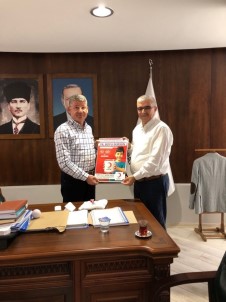 AK Parti Adana İl Başkanı Yeni'den, Kızılay'ın Kurban Kampanyası'na Destek