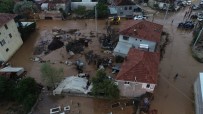 Antalya'da Sel Suları Seraları Ve Ekili Alanları Vurdu